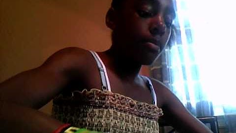 how to make a duct tape ipod stand part 1