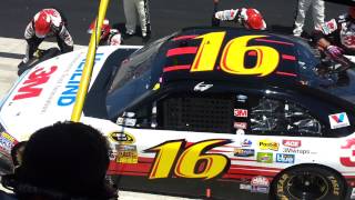 Greg Biffle pitstop at Dover - June 2012