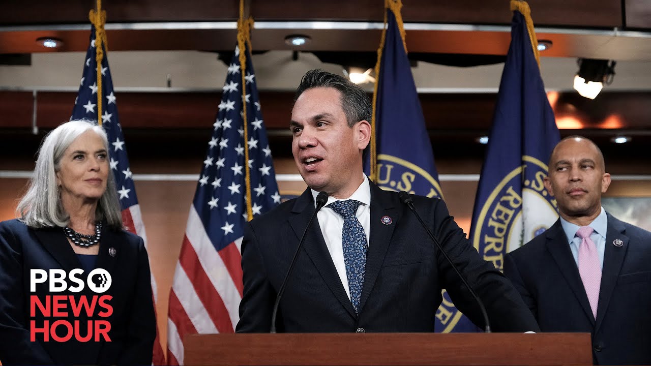 WATCH LIVE: Democratic House leaders hold briefing as caucus begins new session as minority party