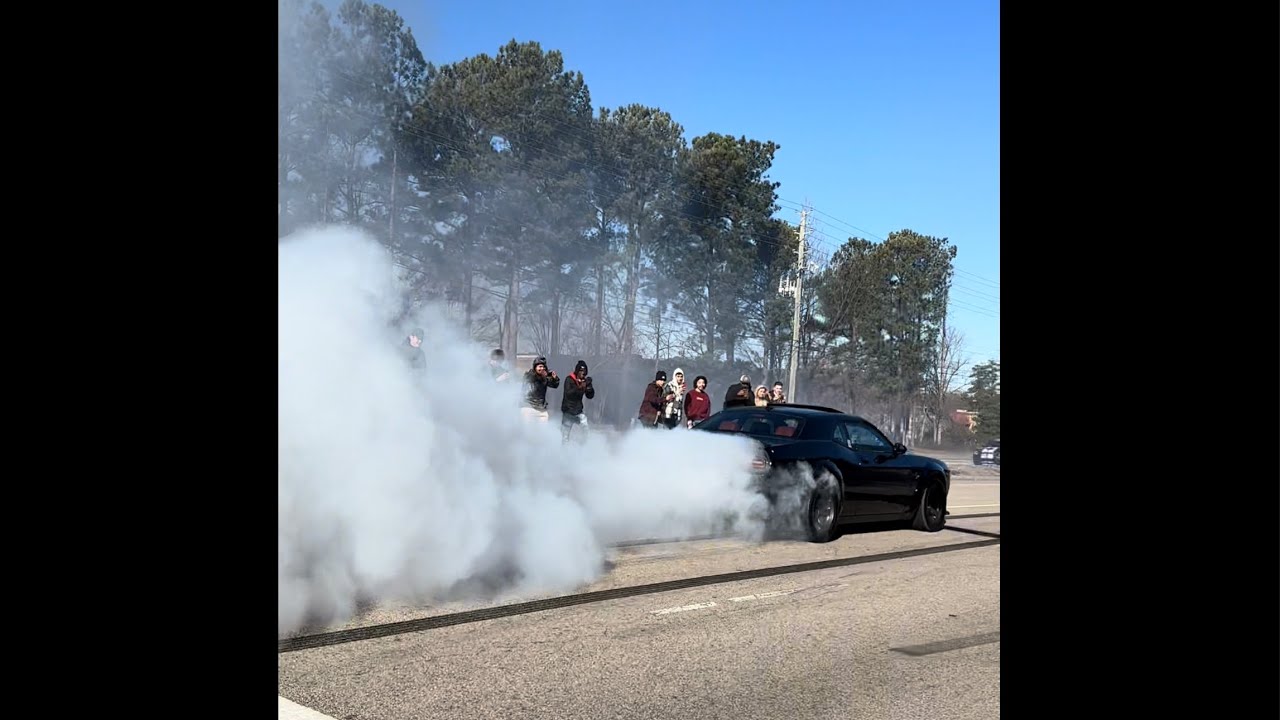 CARS AND COFFEE | RALEIGH NC | HELLCAT & SUPERSTOCK BURNOUT| TRACKHAWK ...