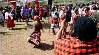 laizo boy performing in a wedding ceremony