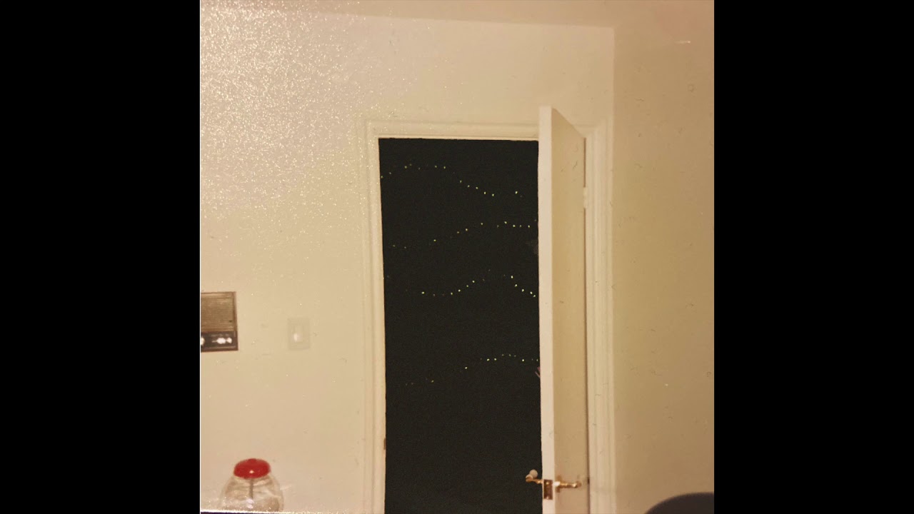 glitter party - skeletonzzz (Official Audio)