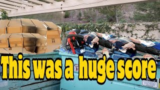 DUMPSTER DIVING - THIS WAS A HUGE SCORE. YOU WON'T BELIEVE IT