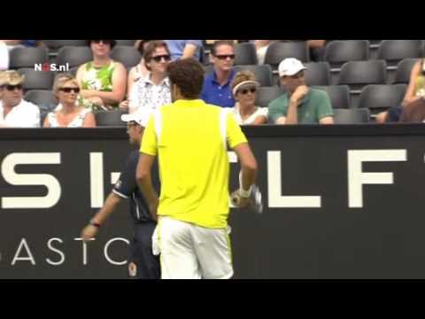 Robin Haase schreeuwt om stilte