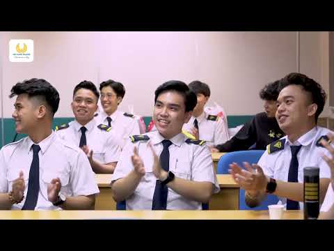 Video Bế giảng khóa Phi công cơ bản ATP36 | Học viên Phi... - YouTube