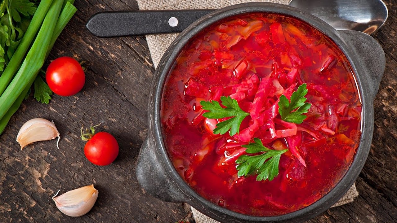 🇦🇿Mukbang🇦🇿 Borscht🍲, vegetables🥗 and gatig🍶🥤 Поздравляю всех со старым новым годом ☃️🌲