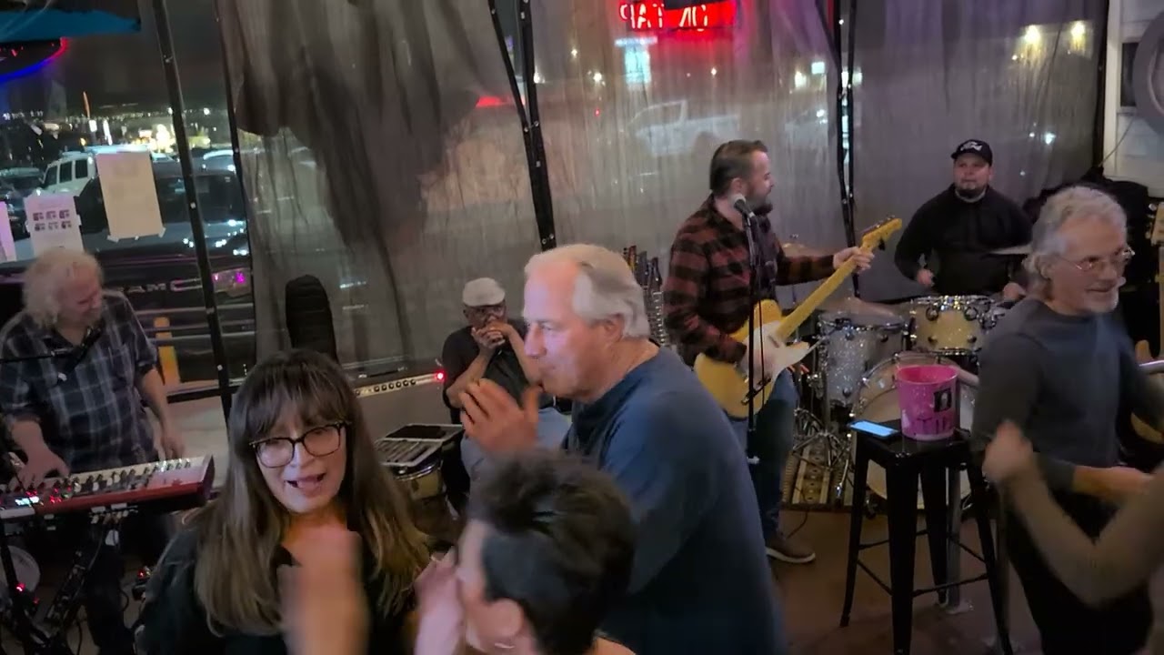 Gimme back Yo Wig  Tatted Bee Brewhouse