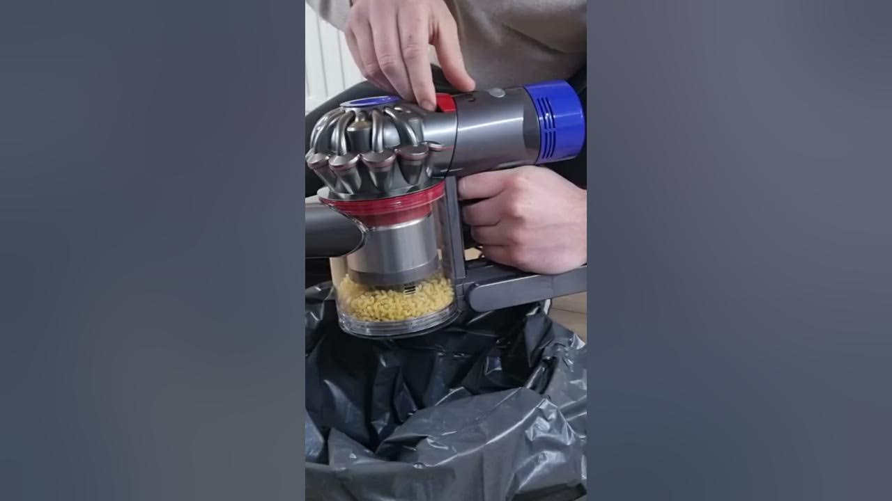 Emptying a Dyson V8 stick vacuum is EASY! YouTube