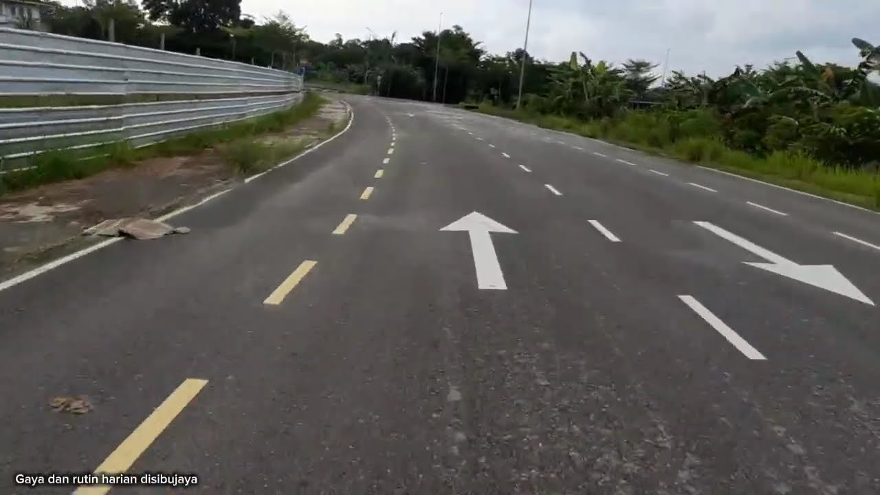 GAYA DAN RUTIN HARIAN DISIBUJAYA // PEMANDANGAN WAKTU PAGI DI STADIUM