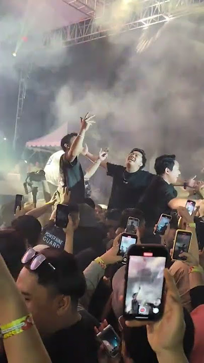 Deni caknan nonton konser ndx aka #short #dennycaknan #ndxaka #viral #fyp #denicaknan