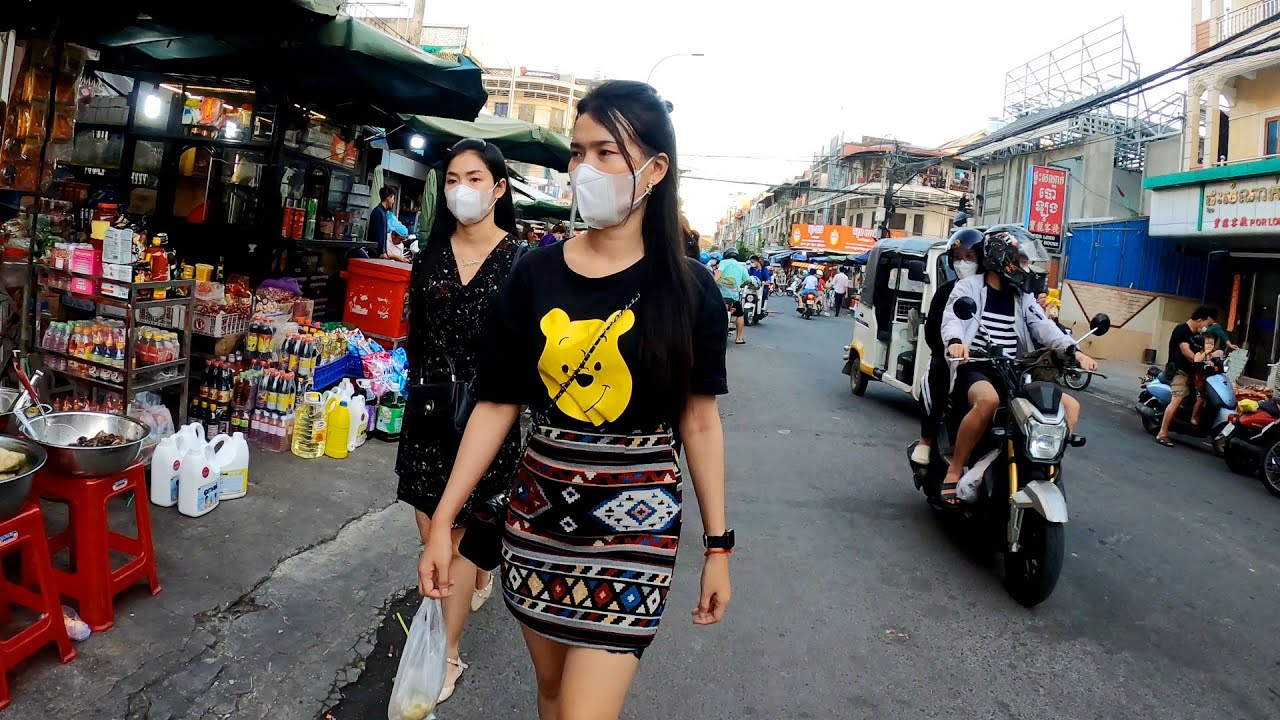 Cambodian Street Food Tour, Walking at Olympic Market, Phnom Penh 2022