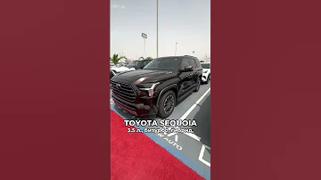 Цены на Toyota в Дубае. Сколько стоят Corolla, Yaris, Sequoia в ОАЭ?