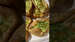 bread with 4 types of cheesehomemade shorts reaction amazing food shortvideo happy bread