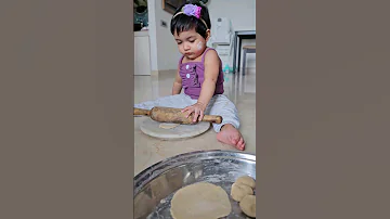 Baby cooks food for Mom 🥰 If babies can Talk 🤣🤣  #ytshorts #shorts #AmyraTalks #AmyraTalksEp5