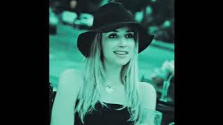 Anitta Ft. Arcangel & De La Ghetto - Tócame (Audio Visualizer)