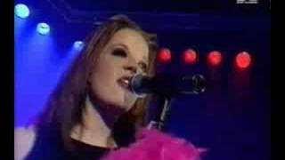 Garbage &quot;Queer&quot; Europe Studios 1995