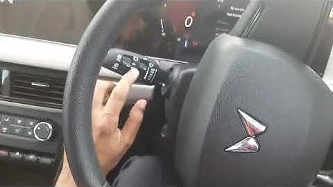 All about XUV700 rear wiper controls