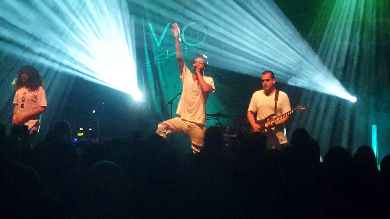 "Whormholes" métronum 19/09/2016