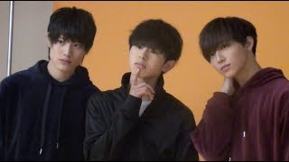 さとり少年団 / 生写真セット #004 撮影時オフショット - YouTube