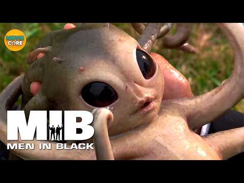 Delivering An Alien Baby?! 💀🛸| Men In Black | MovieCore
