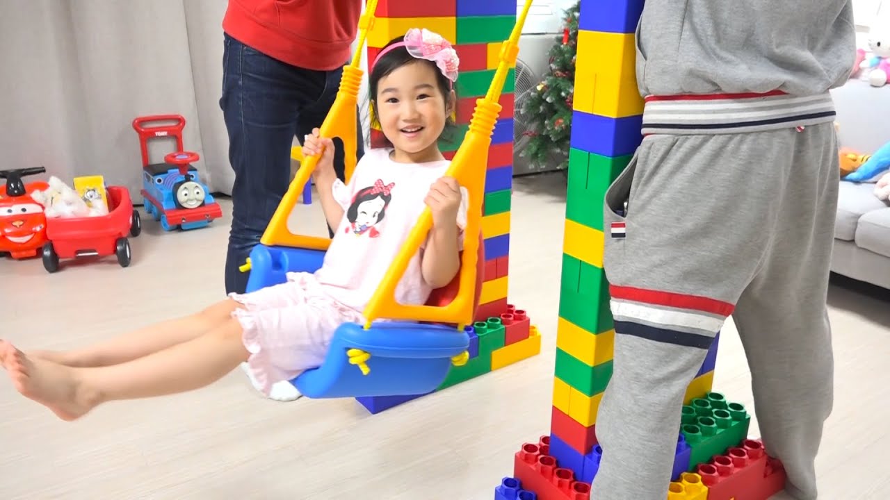 boram bercerita tentang mainan Lego