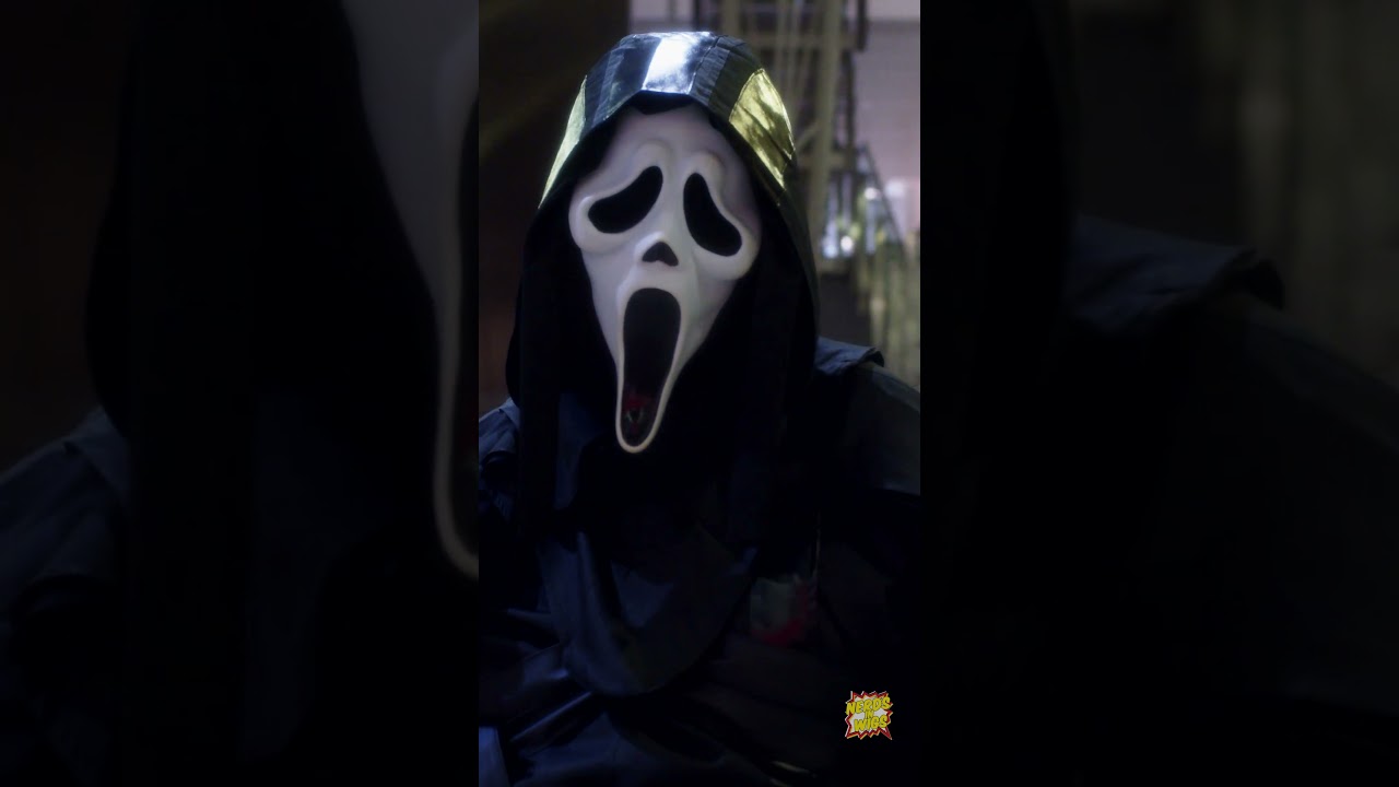 Scream Ghostface Cosplay at Comic Con! #scream7 #ghostface #scream #shorts
