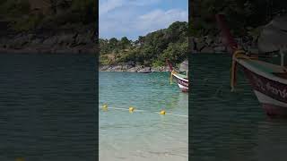 Walking on the Sand, Welcome to Phi Phi Islands