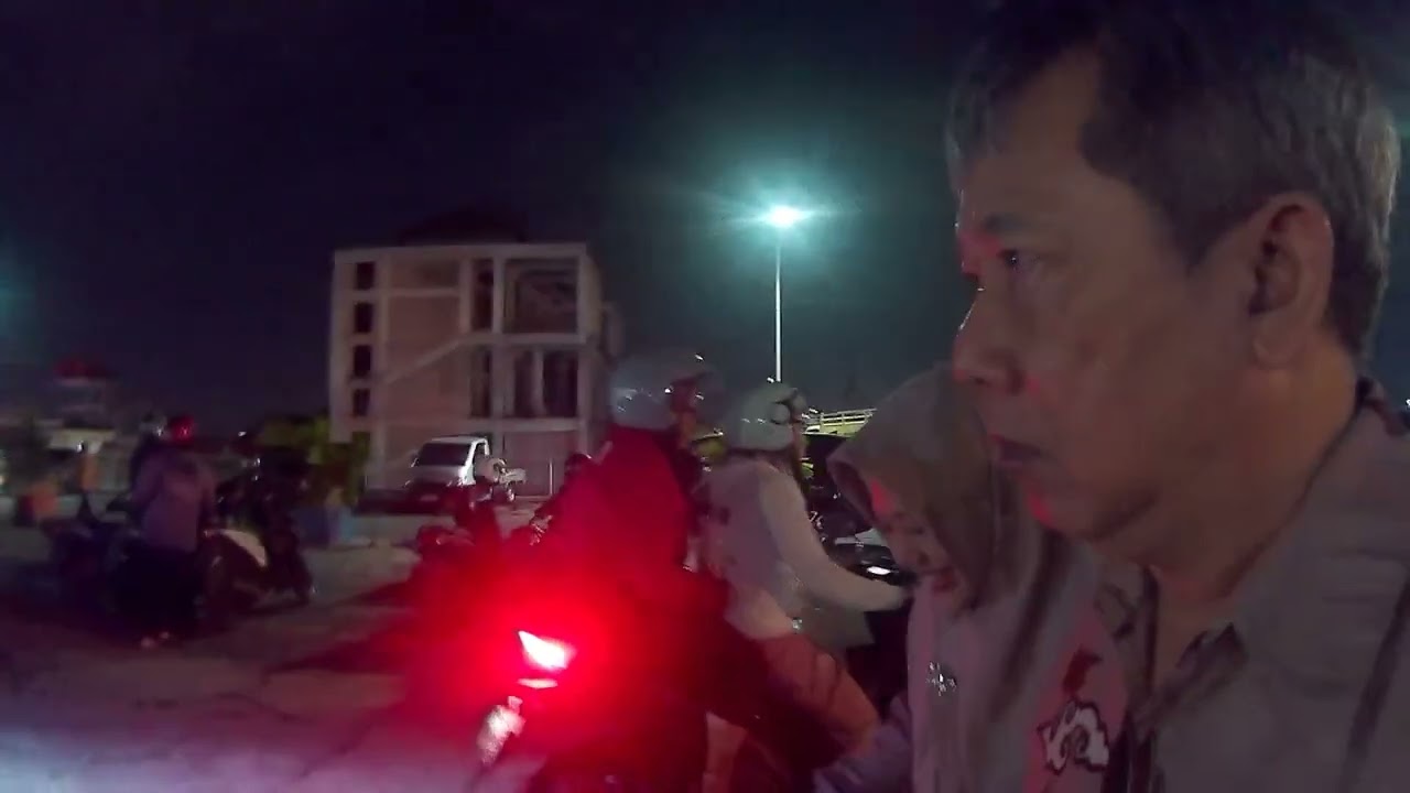 Menuju Taman Parkir Convention Hall Terminal Tirtonadi Solo, Paska Jagong Dr. dr. H. Suharto Sp.U(K)