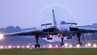Iconic Vulcan XL426 Howl Sounds " Twilight Taxi Run at Southend Airport " ( 18/05/24 )