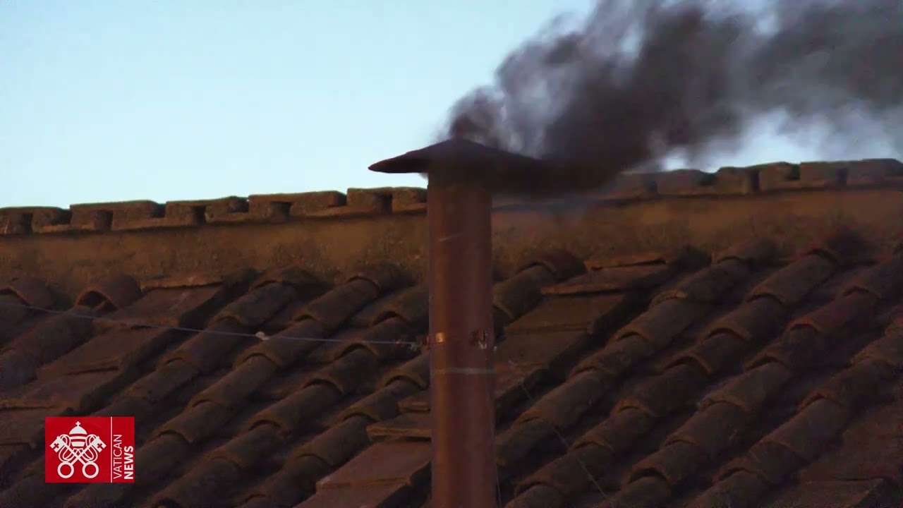 2025.05.07 PM. Black smoke rises from the chimney of the Sistine Chapel