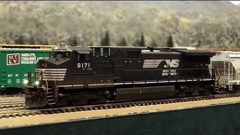 MTH Norfolk Southern C40-9W w/ Custom LokSound V4.0