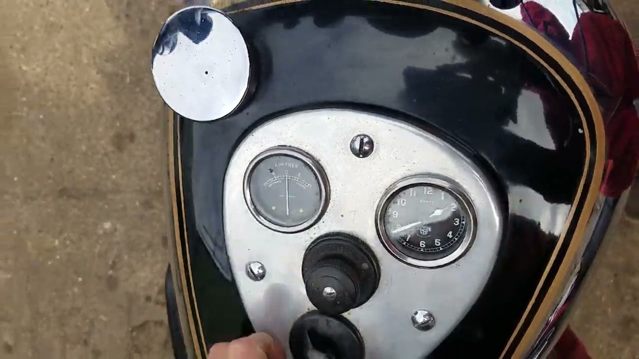 1939 Matchless Model X 1000cc at Andy Tiernans 