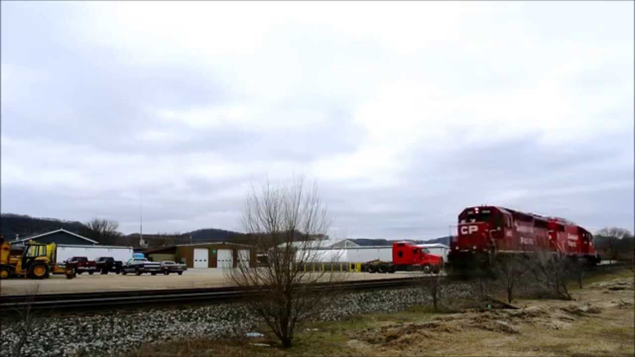CP 4613 and 4442 Past Goodview, MN, With An RS3L Horn YouTube