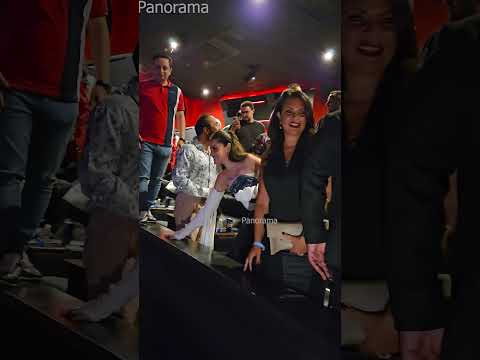 رد فعل جيهان الشماشرجي فى احتفالها بعرض فيلم احمد واحمد