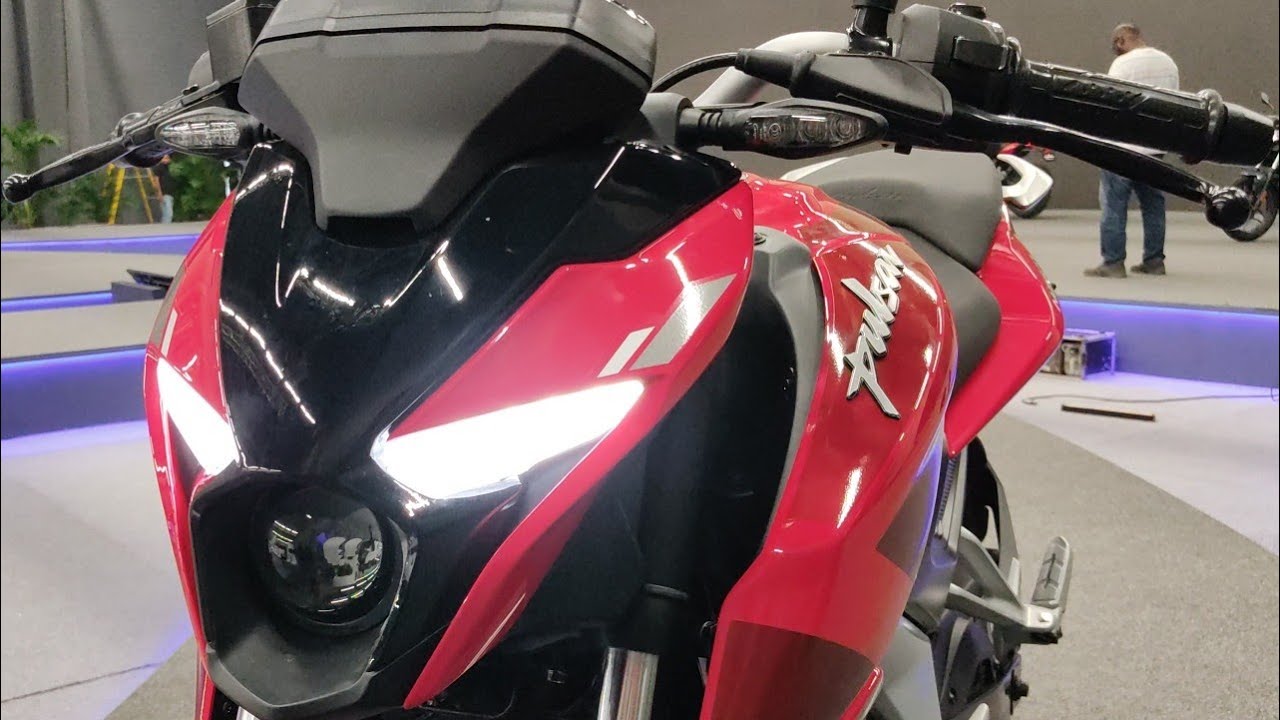 2021 Bajaj Pulsar N250 Racing Red colour walkaround + Pure Exhaust