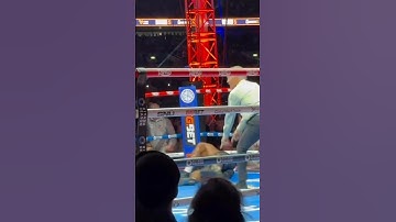 USYK nokautuje Daniela Dubois ⚠️ #usykdubois2 #heavyweight #boxing #ko #nokaut #fight #usyk #ukraine