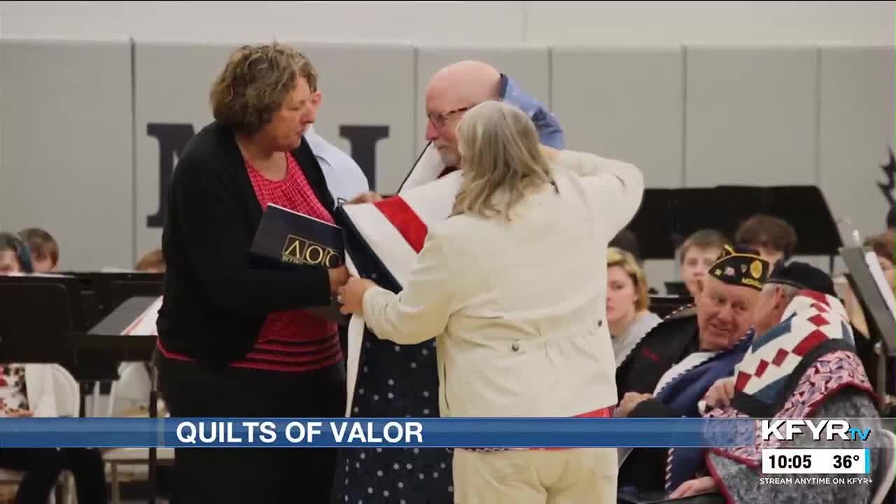 Quilts of Valor awards 14 veterans during Mohall’s Veterans Day ceremony YouTube