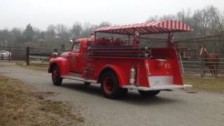 1951 Ford Big Job 700 V8 Fire Truck