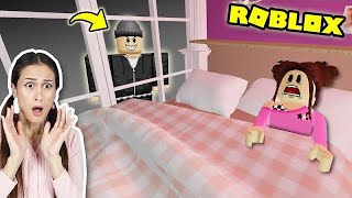 HOME ALONE STORY! - ROBLOX