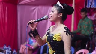 Bagaikan Langit Dan Bumi - Voc. Dona Arshinta - FADILLA Music