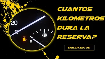 ¿Hasta dónde puedo conducir con el piloto de gasolina encendido?