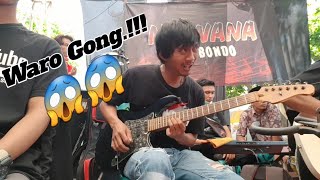 Lihatlah bagaimana dia memainkan gitarnya..!!!😱😱😱