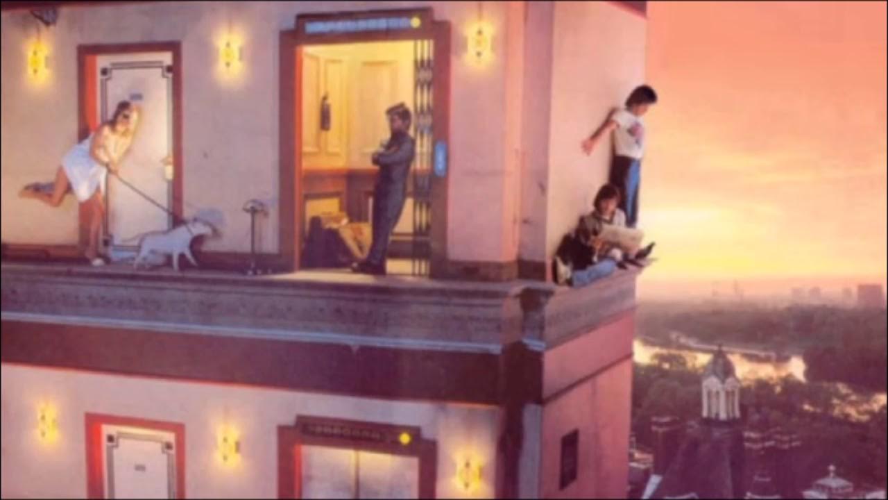 10cc live and let live 1977. 10 cc "10 cc". Ten out of ten. Six out of ten. Ten out of ten.