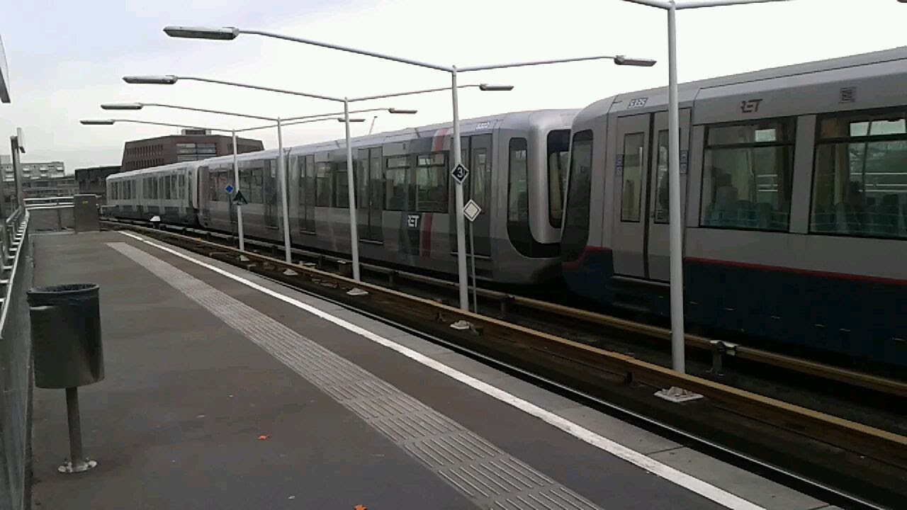 RET Metro 3*Type B (5322 na Mid-Life revisie) & 2*Type RSG3 op Lijn D en E - Maashaven