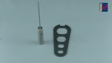 Replacing batteries on P-Micro XL and S_Micro XL loggers with the Universal Tool