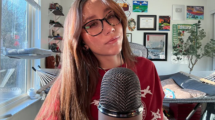 ASMR | Fast and Aggressive Mouth Sounds and Hand Movements | 12 Days of Mouth Sounds- Day 9