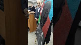 Qeyri adi bacarığa malik rəssam Fərman Qasımov