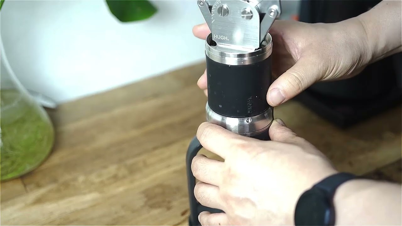 Espresso one the Leverpresso Pro with Stand V2