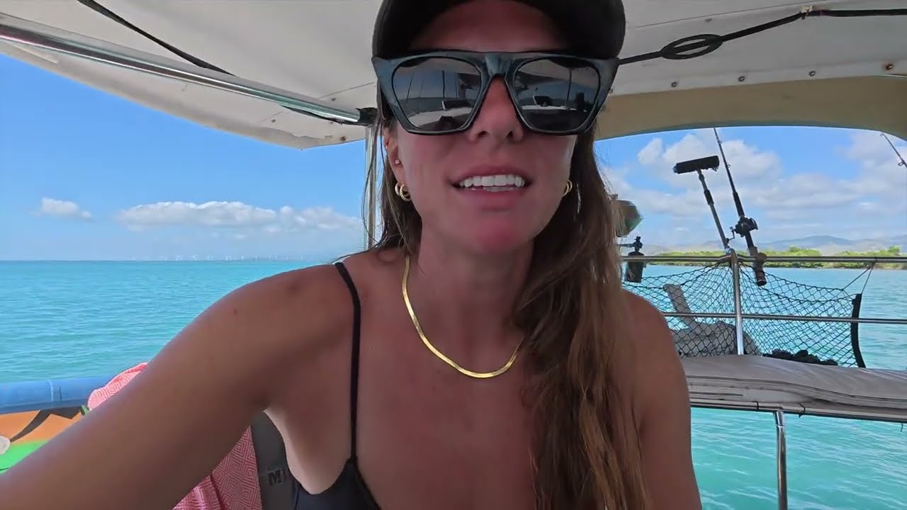 Broke back dinghy e42