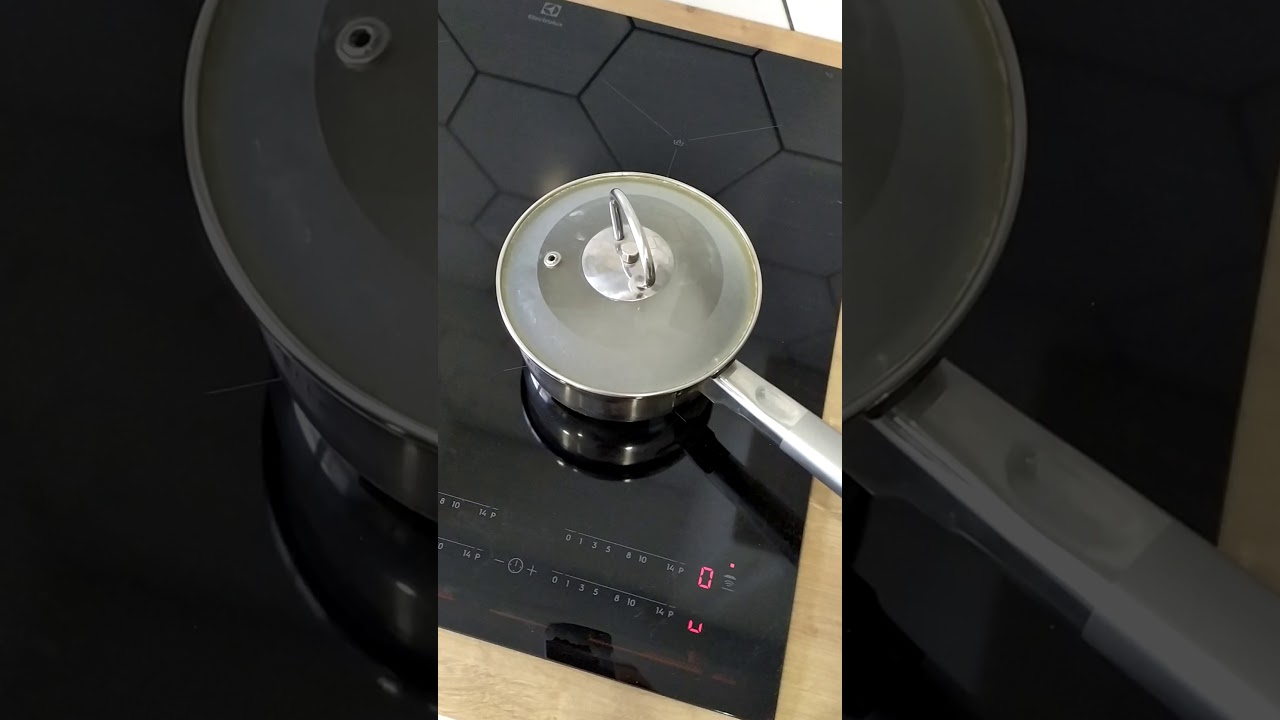 Автоматическое закипание Electrolux ipes6452kf не работает